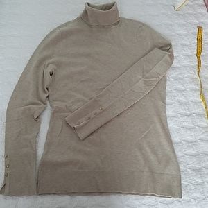 Turtle neck sweater